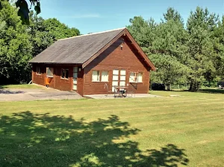 Pine Lodge East