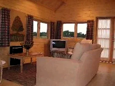 Pine Lodge East living room