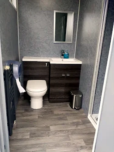 New CL toilet and shower facilities