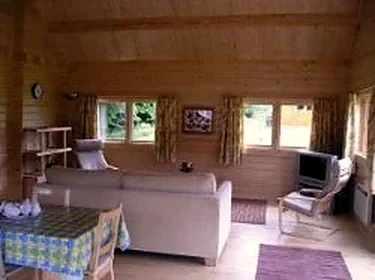 Pine Lodge West living room